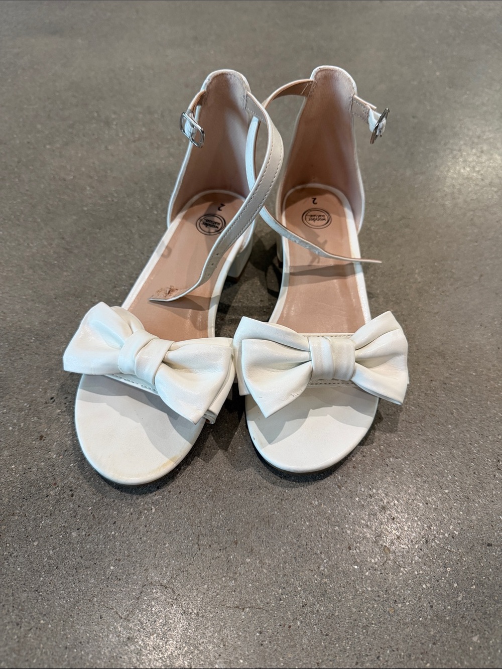 Girls white bow dress sandals